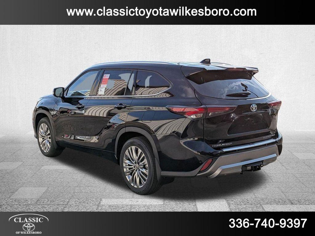 new 2026 Toyota Highlander car, priced at $55,122