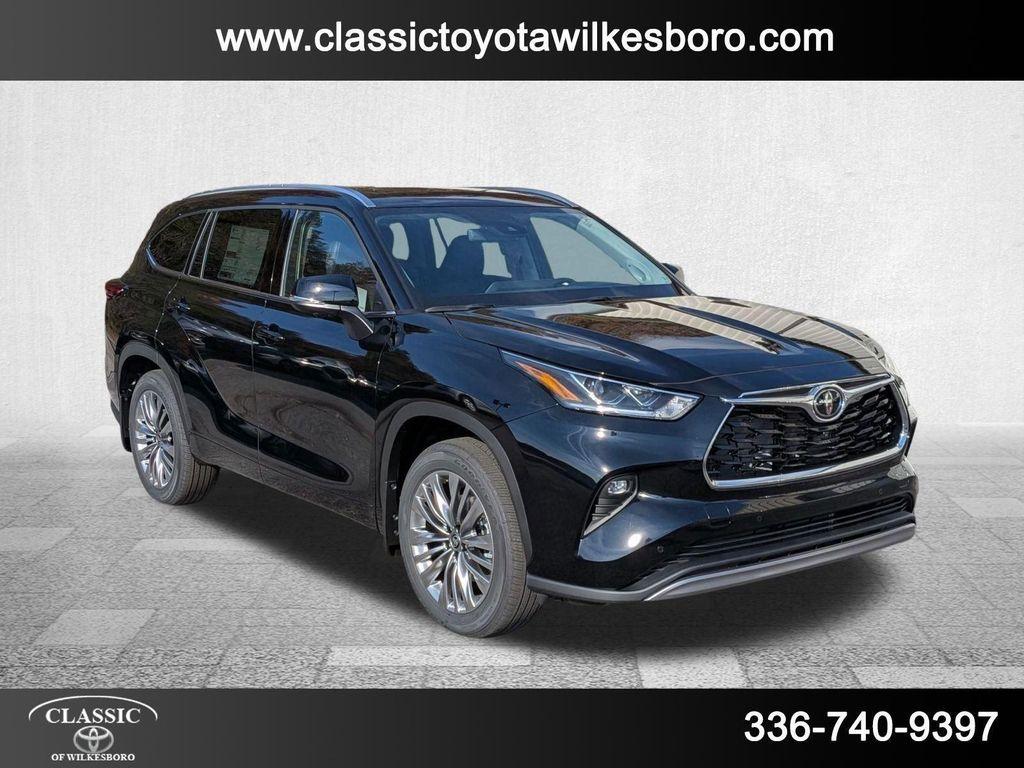new 2026 Toyota Highlander car, priced at $55,122