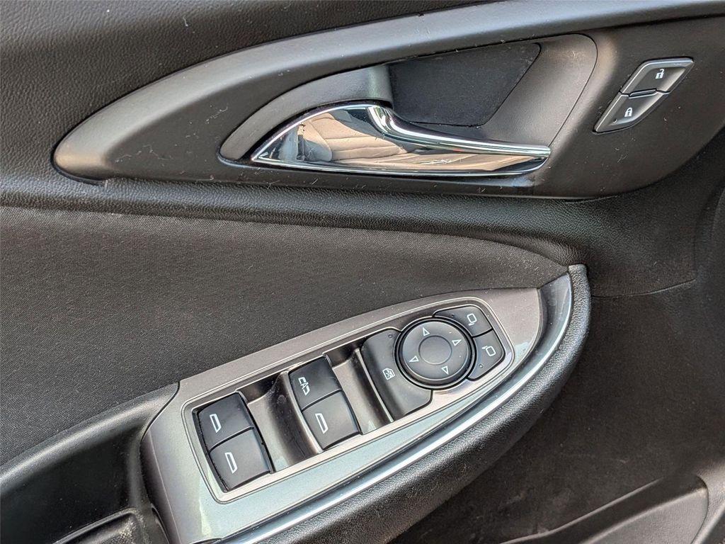 used 2020 Chevrolet Malibu car, priced at $10,498