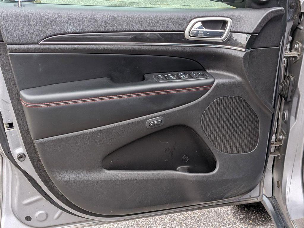 used 2018 Jeep Grand Cherokee car, priced at $15,998