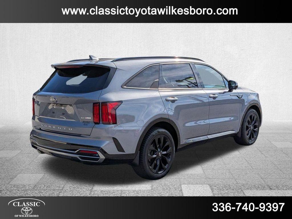 used 2021 Kia Sorento car, priced at $22,498