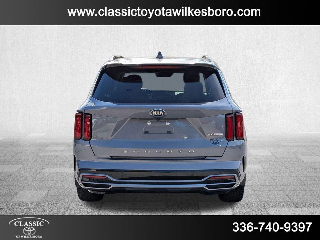 used 2021 Kia Sorento car, priced at $22,498