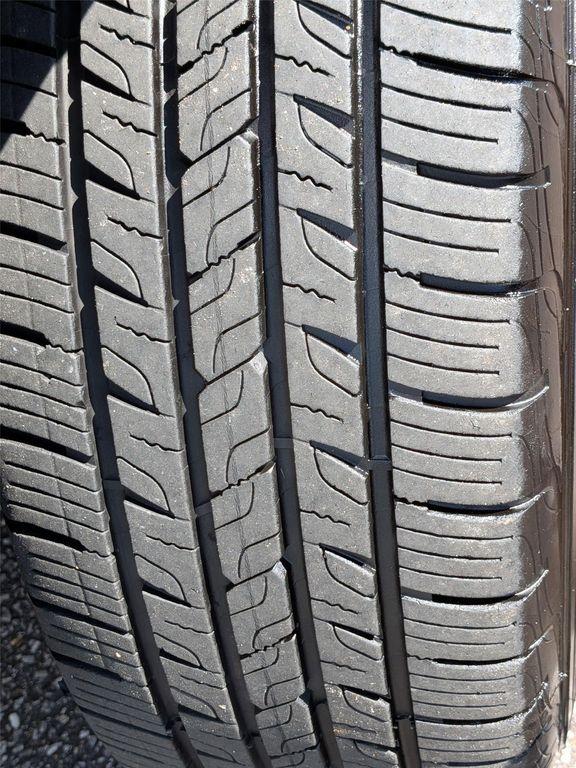 used 2019 Jeep Cherokee car, priced at $11,998