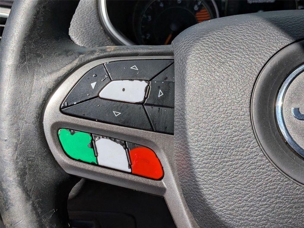 used 2019 Jeep Cherokee car, priced at $11,998