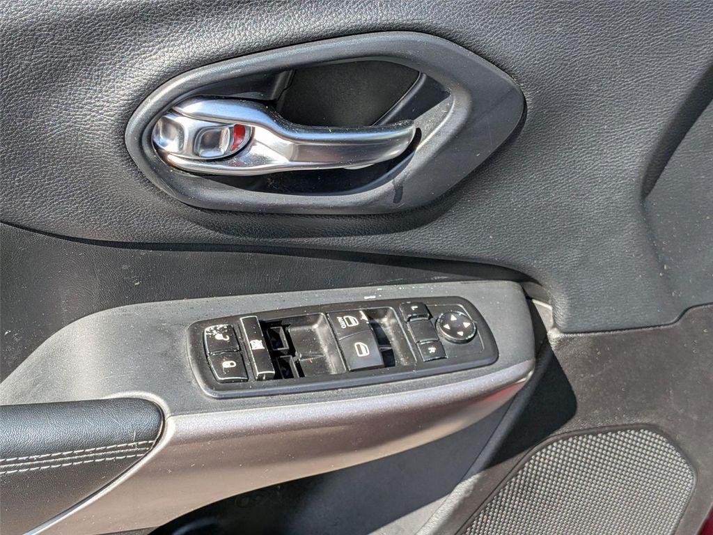 used 2019 Jeep Cherokee car, priced at $11,998