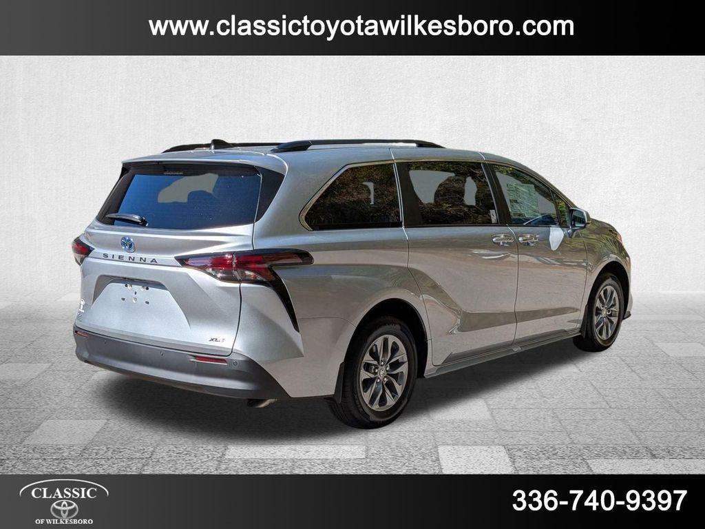 new 2025 Toyota Sienna car, priced at $48,709