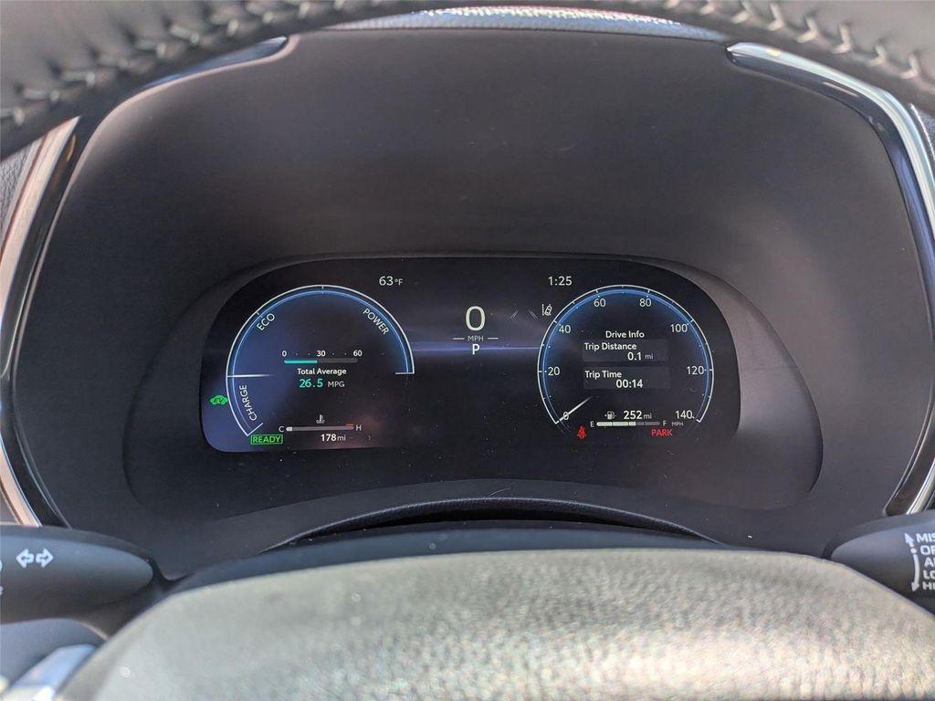 new 2025 Toyota Highlander Hybrid car, priced at $56,882