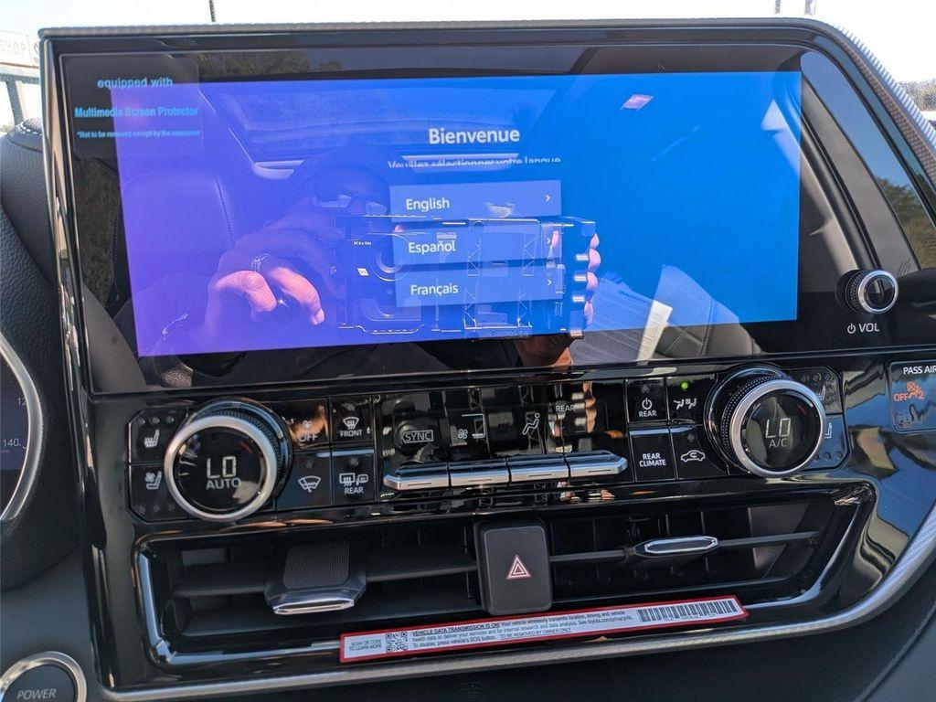 new 2025 Toyota Highlander Hybrid car, priced at $56,882