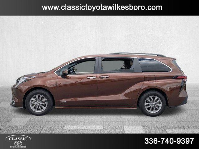 used 2021 Toyota Sienna car, priced at $33,998