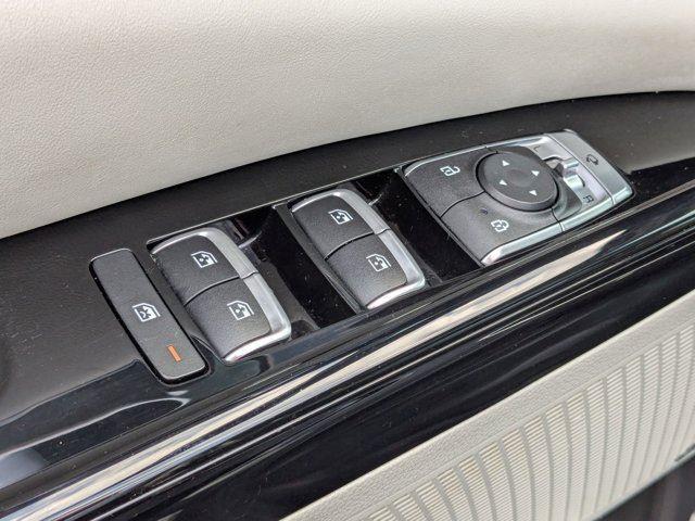 used 2022 Kia Carnival car, priced at $28,798