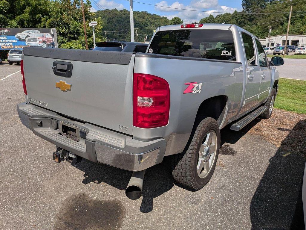used 2014 Chevrolet Silverado 2500 car, priced at $25,998