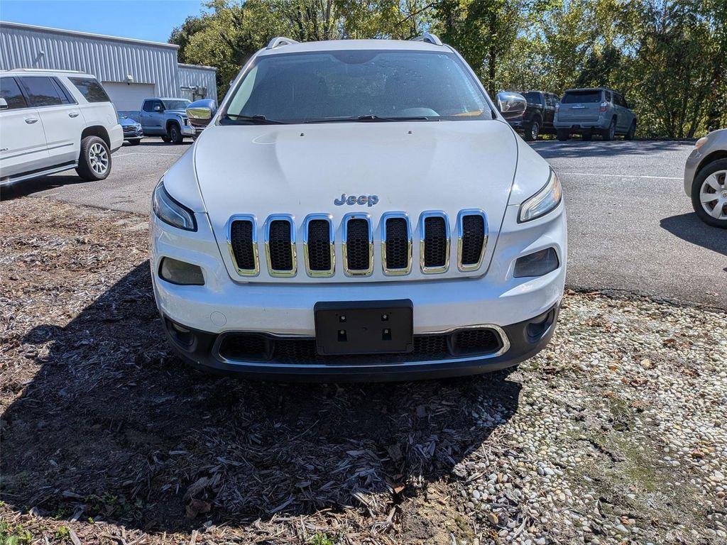 used 2014 Jeep Cherokee car, priced at $9,998