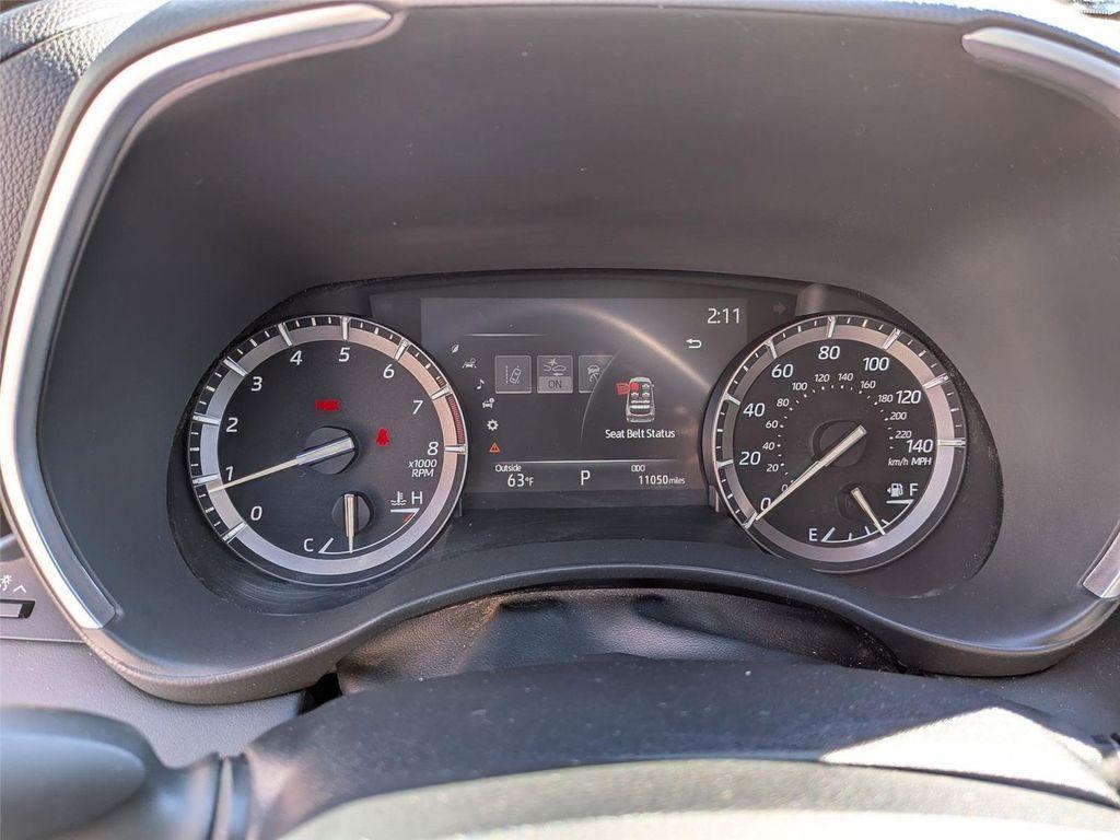 used 2021 Toyota Highlander car, priced at $35,998