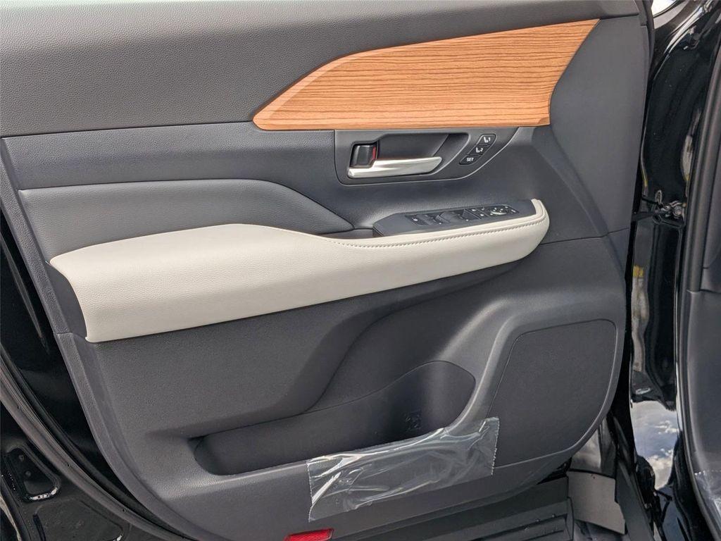 new 2026 Toyota Grand Highlander car, priced at $55,723