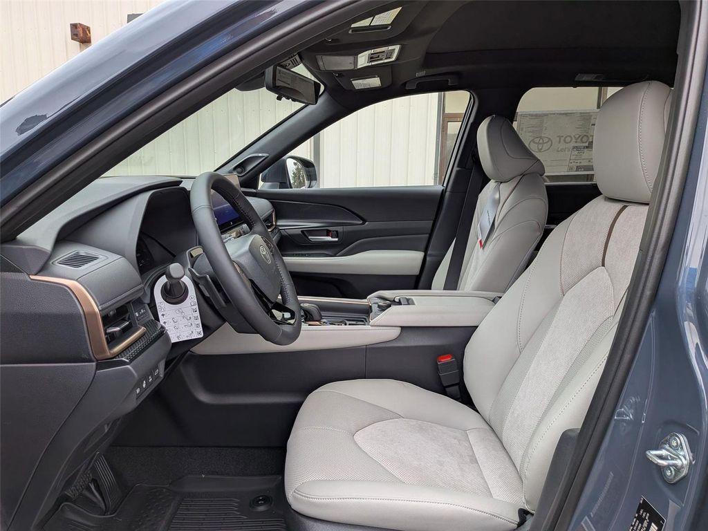 new 2026 Toyota Grand Highlander Hybrid car, priced at $64,261