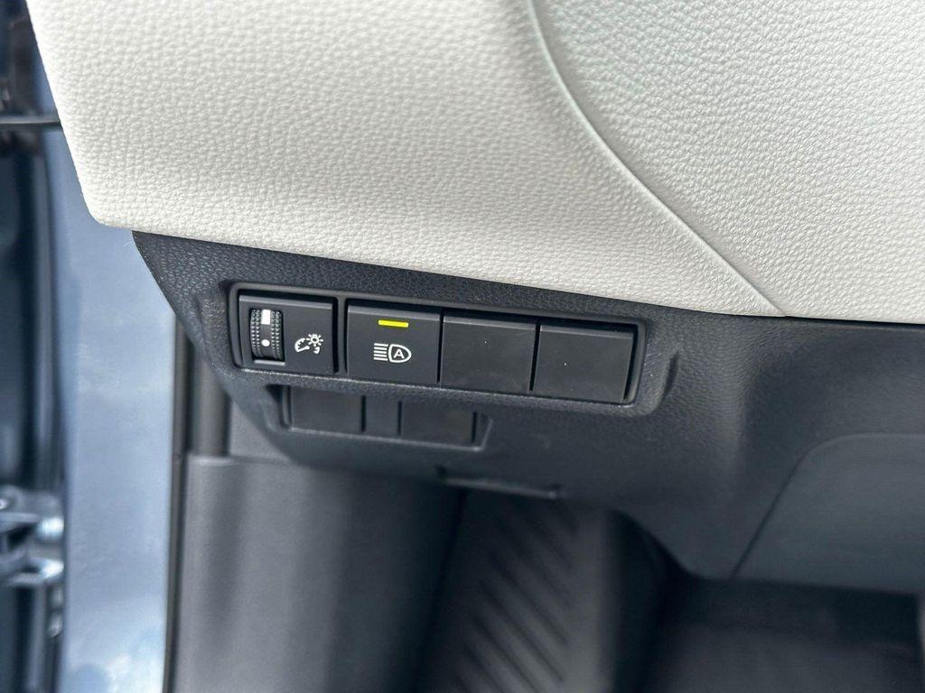 new 2025 Toyota Corolla Cross car, priced at $26,581