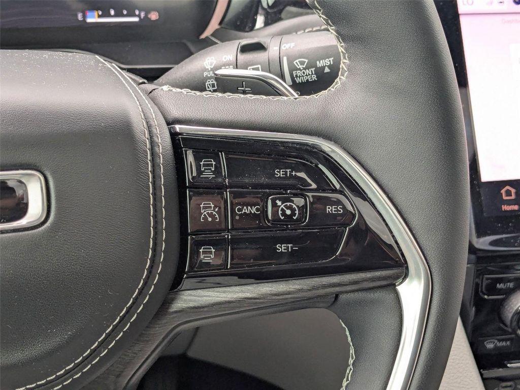 used 2023 Jeep Grand Cherokee car, priced at $37,498