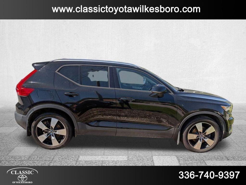 used 2019 Volvo XC40 car, priced at $16,998