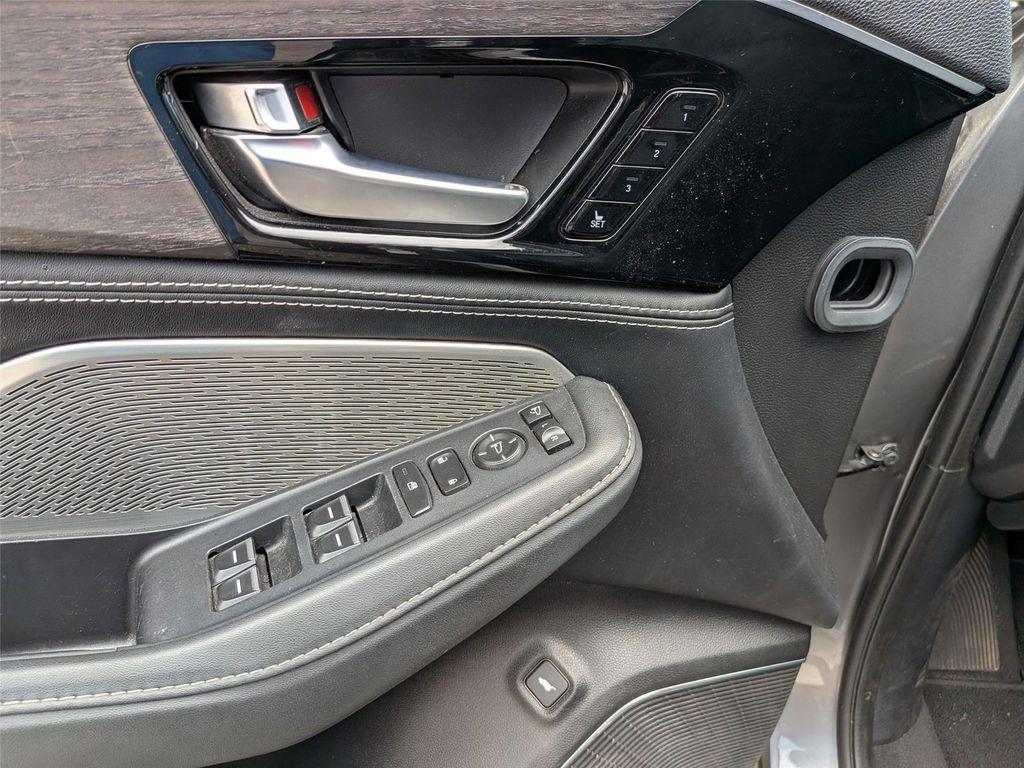 used 2022 Acura MDX car, priced at $30,998