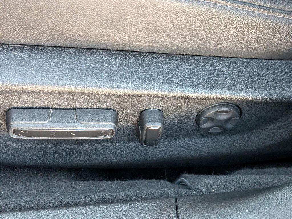 used 2022 Honda Accord Hybrid car, priced at $21,498