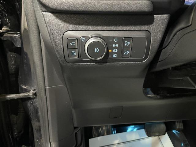 used 2022 Ford Escape car, priced at $21,800