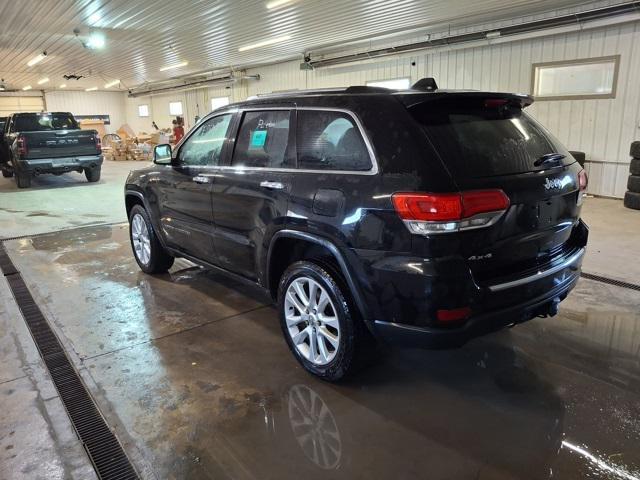 used 2017 Jeep Grand Cherokee car, priced at $15,655