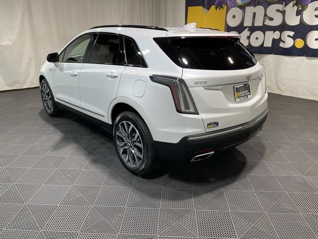used 2023 Cadillac XT5 car, priced at $38,548