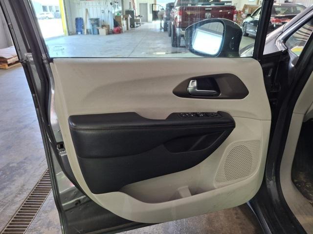 used 2019 Chrysler Pacifica car, priced at $14,986