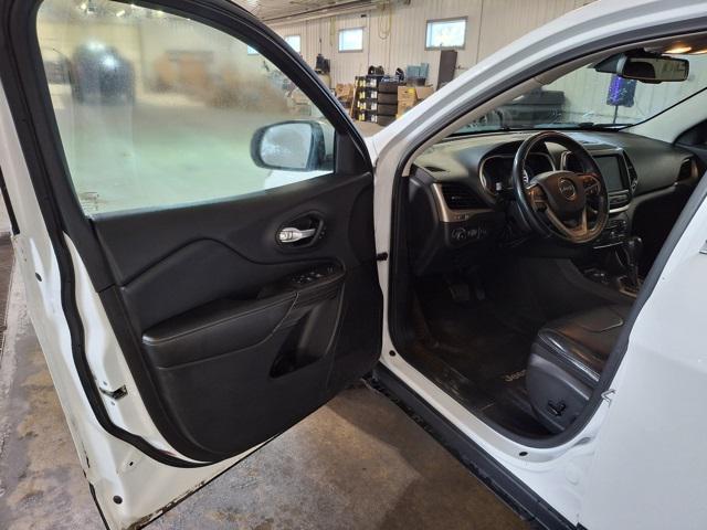 used 2015 Jeep Cherokee car, priced at $12,191