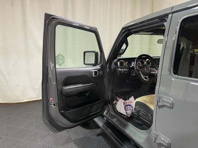 used 2020 Jeep Wrangler Unlimited car, priced at $31,871