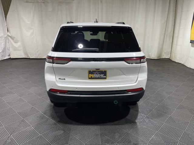 used 2023 Jeep Grand Cherokee car, priced at $28,989