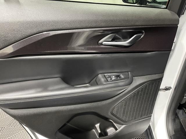 used 2023 Jeep Grand Cherokee car, priced at $28,989