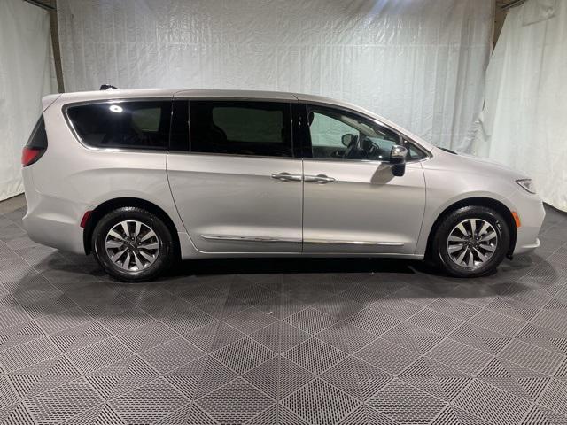 used 2023 Chrysler Pacifica Hybrid car, priced at $26,950