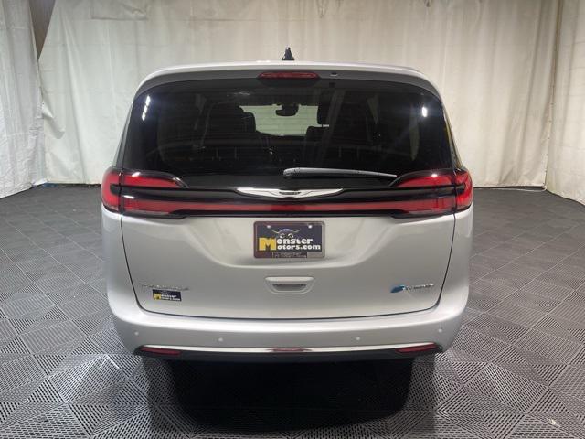 used 2023 Chrysler Pacifica Hybrid car, priced at $26,950
