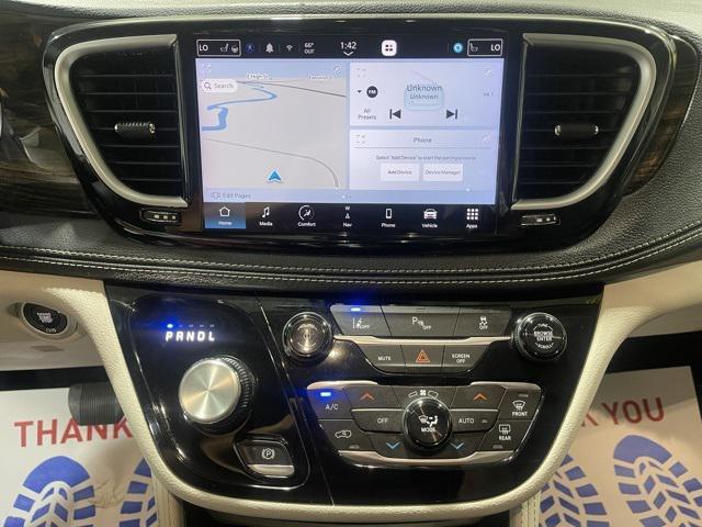 used 2023 Chrysler Pacifica Hybrid car, priced at $26,950