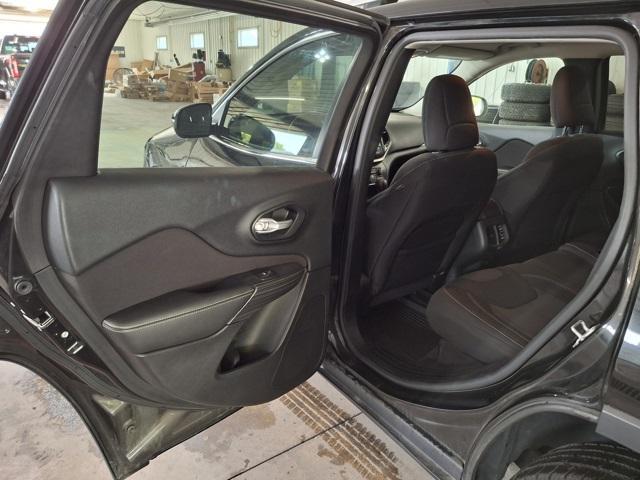 used 2016 Jeep Cherokee car, priced at $7,900