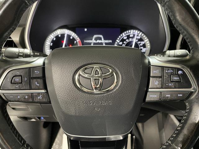 used 2021 Toyota Highlander car, priced at $30,851