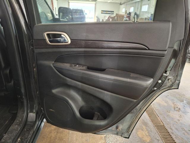 used 2015 Jeep Grand Cherokee car, priced at $10,900