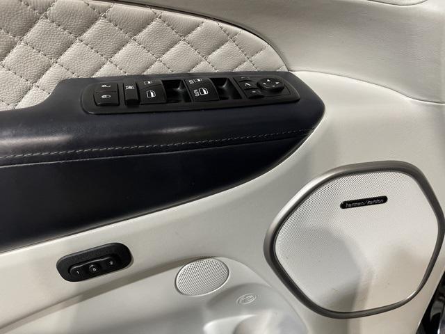 used 2017 Jeep Grand Cherokee car, priced at $13,800