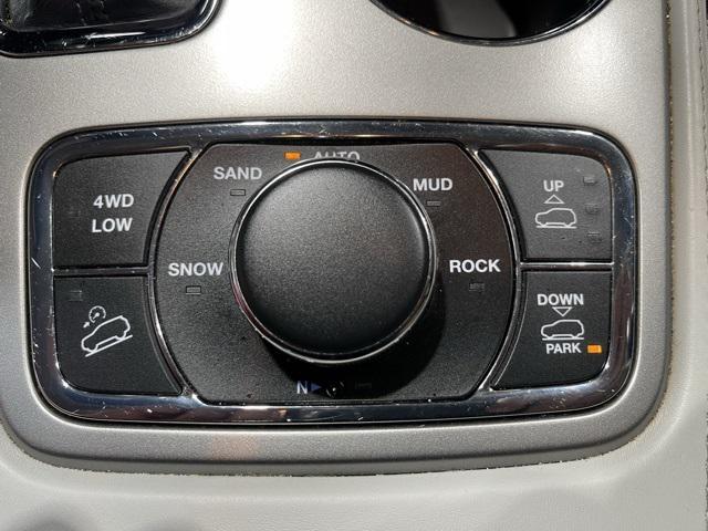 used 2017 Jeep Grand Cherokee car, priced at $13,800