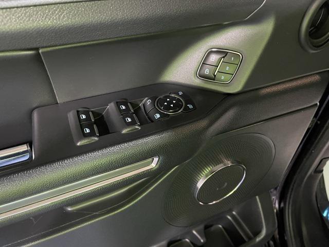 used 2024 Ford Expedition car, priced at $45,500
