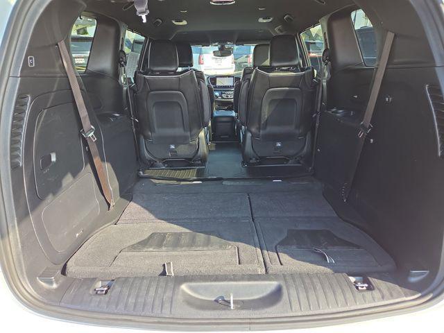 used 2021 Chrysler Pacifica Hybrid car, priced at $26,395