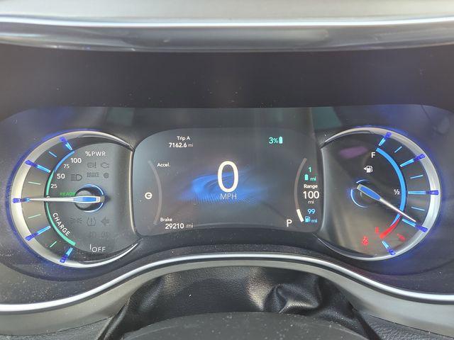 used 2021 Chrysler Pacifica Hybrid car, priced at $26,395