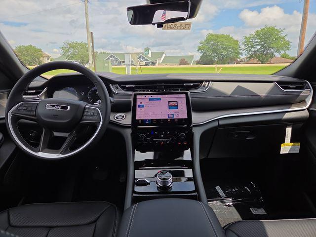 new 2025 Jeep Grand Cherokee L car, priced at $51,833