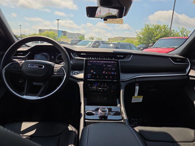 new 2025 Jeep Grand Cherokee car, priced at $47,725