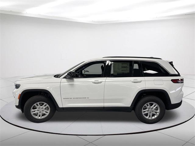 new 2025 Jeep Grand Cherokee car, priced at $41,120