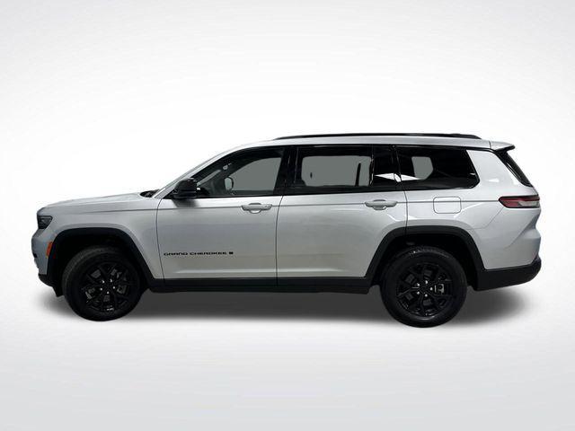 used 2024 Jeep Grand Cherokee L car, priced at $33,491