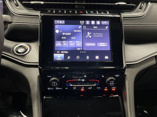 used 2024 Jeep Grand Cherokee L car, priced at $33,491