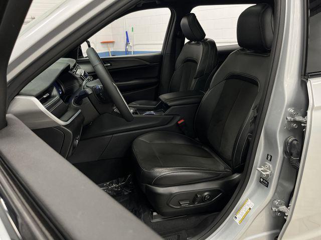 used 2024 Jeep Grand Cherokee L car, priced at $33,491