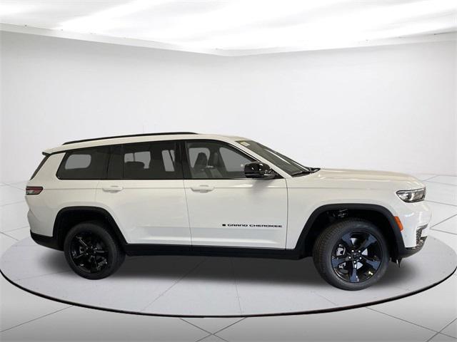 new 2025 Jeep Grand Cherokee L car, priced at $54,661